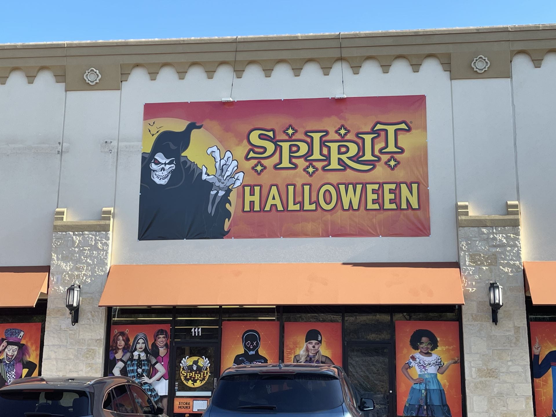 The outdies of a Spirit halloween store.