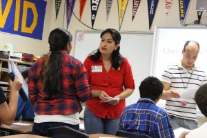 Christina Guerra from Texas A&M University - San Antonio speaks to students in second period AVID. Photo by Jacob Santana.